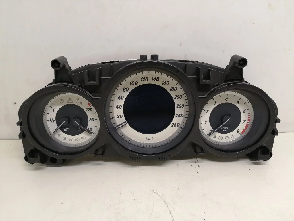 Панель приборов Mercedes-Benz -Class 2013 W212