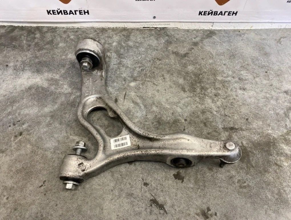 Рычаг подвески нижний Volkswagen Touareg 2013 7P