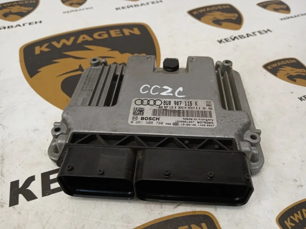 Блок управления двигателем Audi Q3 2013 8U