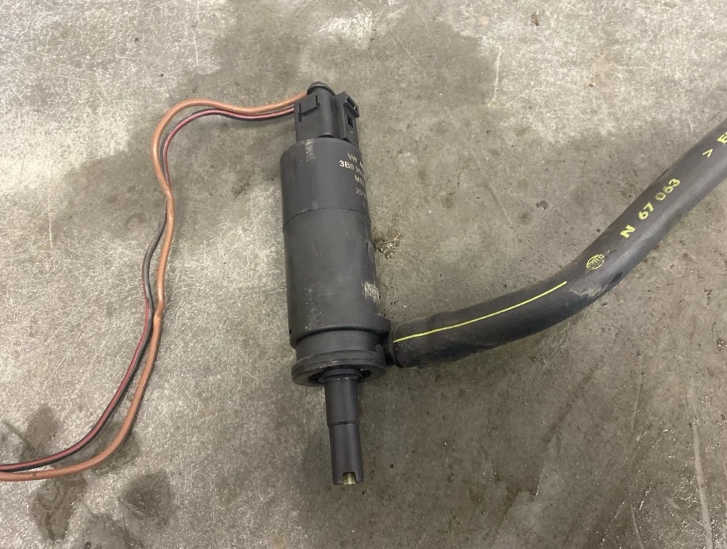 Насос омывателя Audi Q7 2011 4L