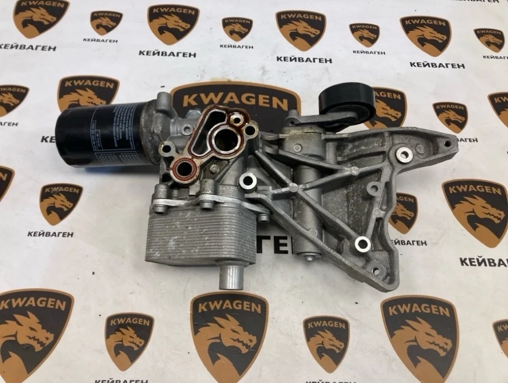 Кронштейн генератора Volkswagen Passat 2009 B6