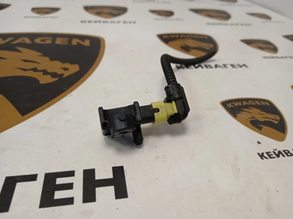 Датчик удара Audi a7 2015 4G