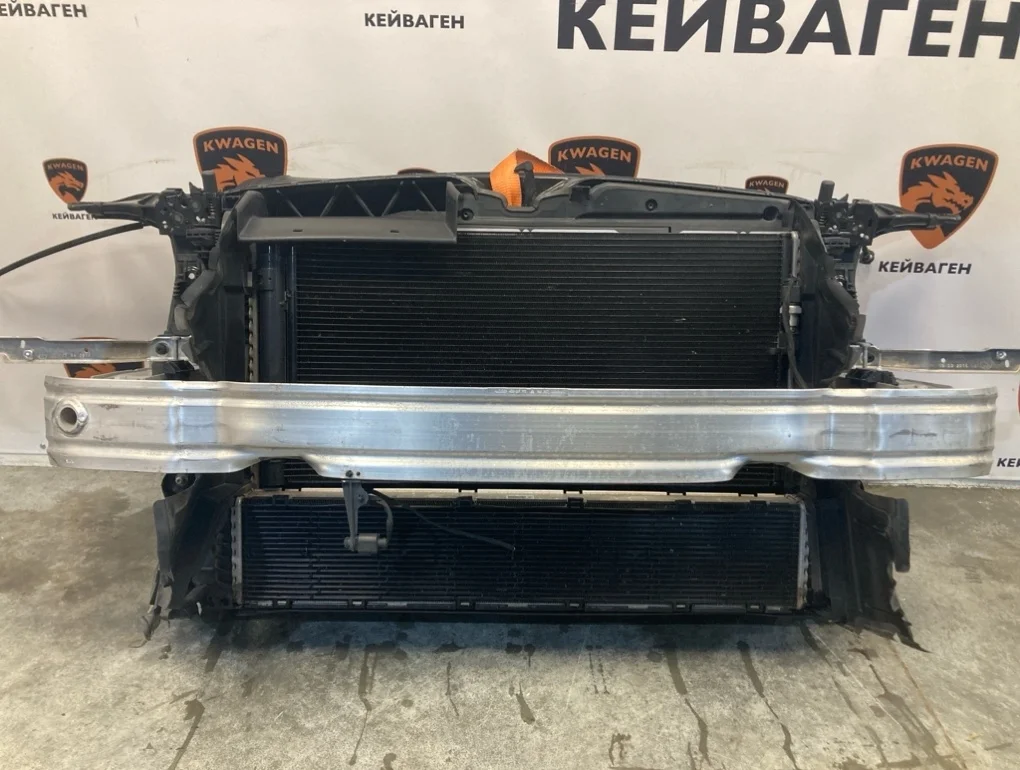 Телевизор с радиаторами Audi a7 2015 4G