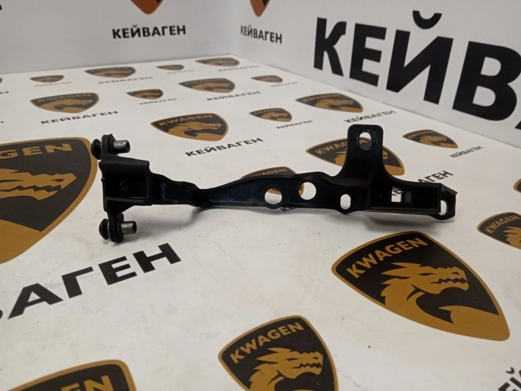 Крепление Porsche Cayenne 2008 957