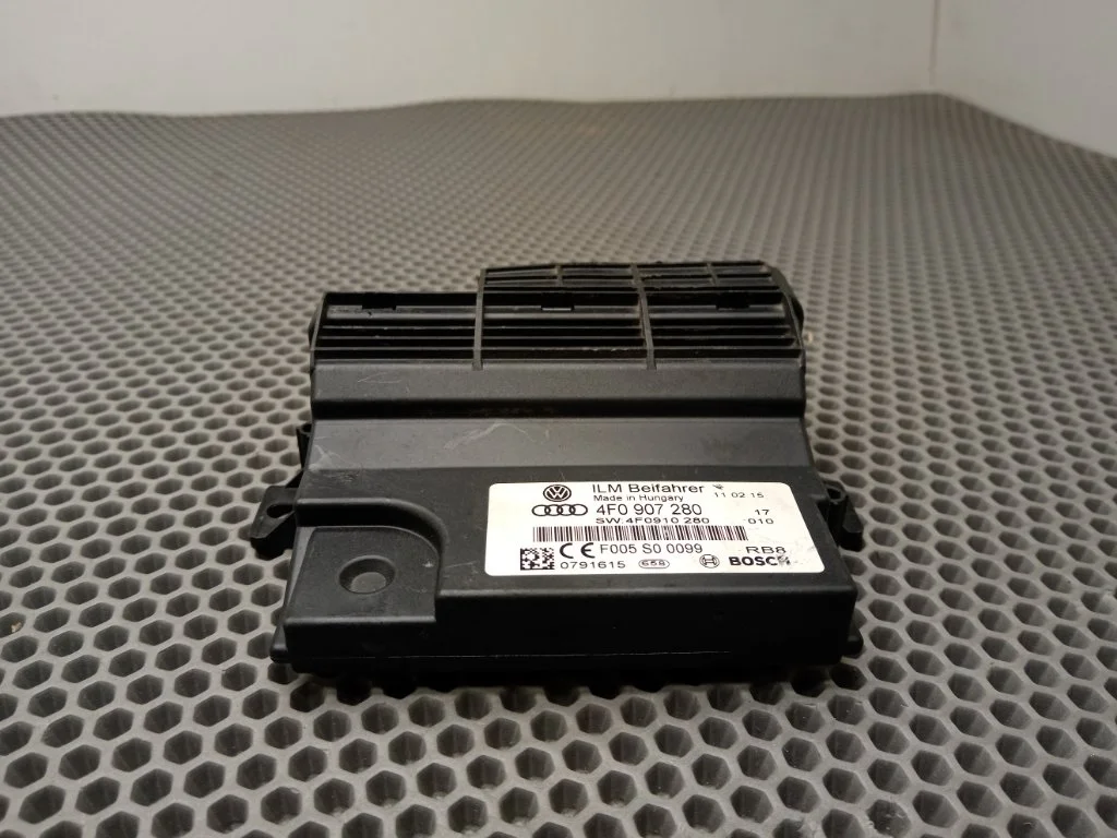 Блок управления бортовой сети Audi A6 2011 С6