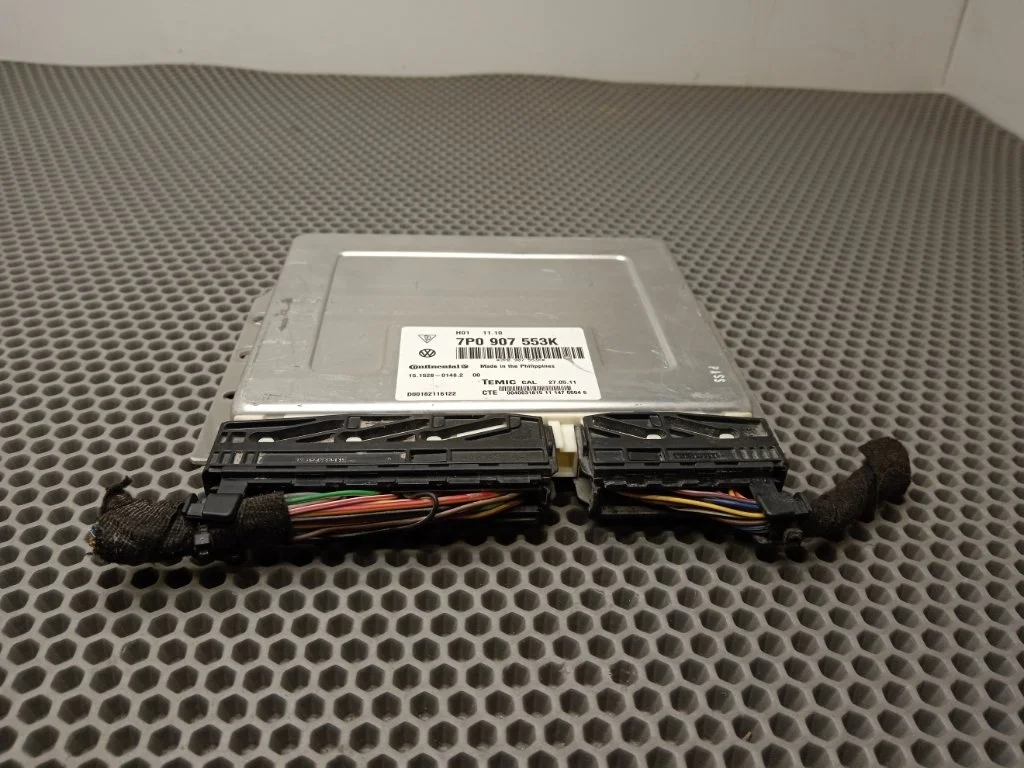 Блок управления подвеской Volkswagen Touareg 2011 7P