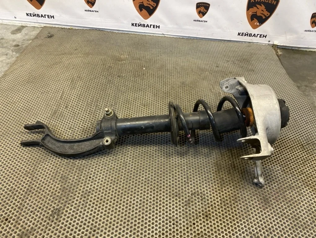 Амортизатор подвески Audi A4 2015 B8