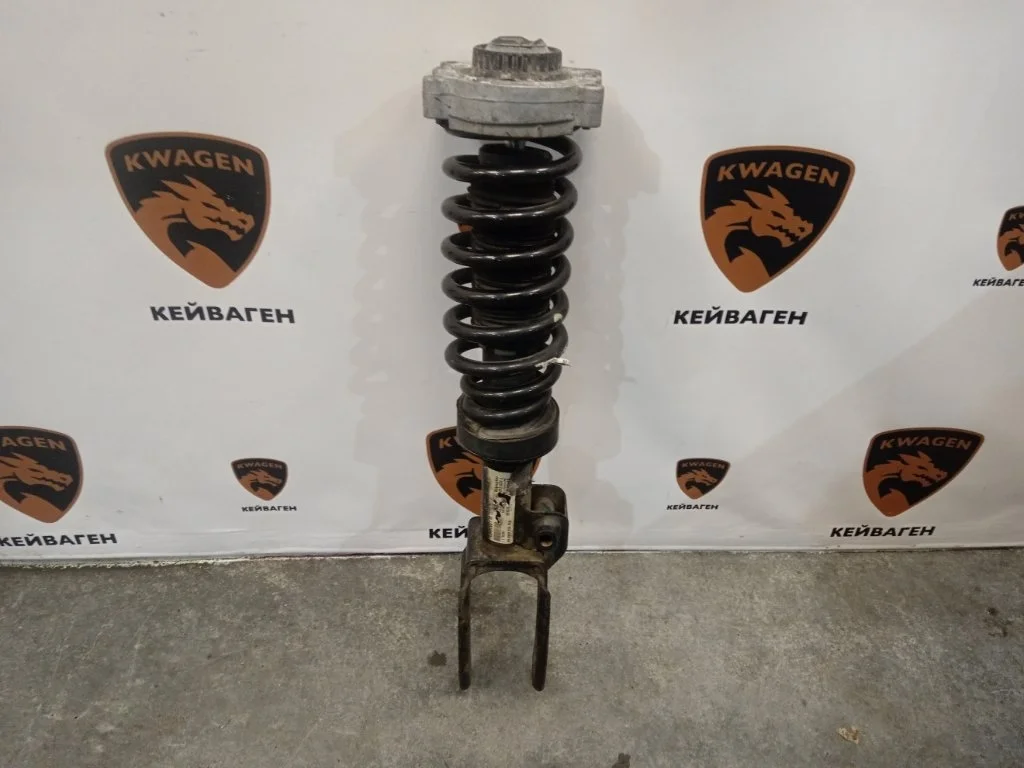 Амортизатор подвески Volkswagen Touareg 2007 7L
