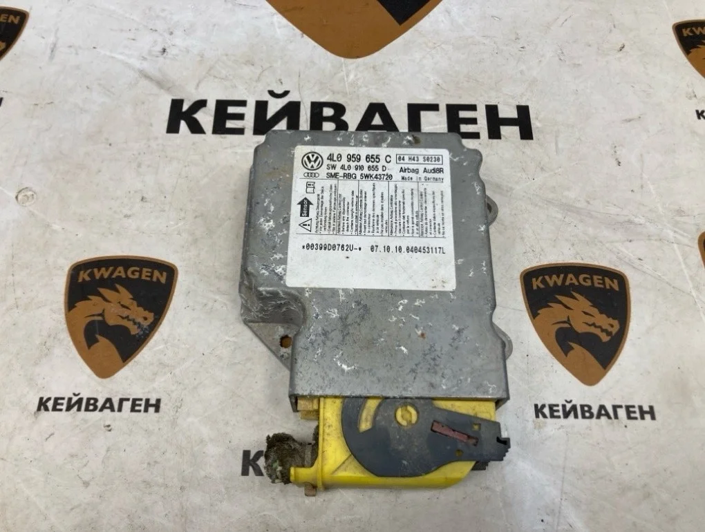 Блок управления srs Audi Q7 2010 4L