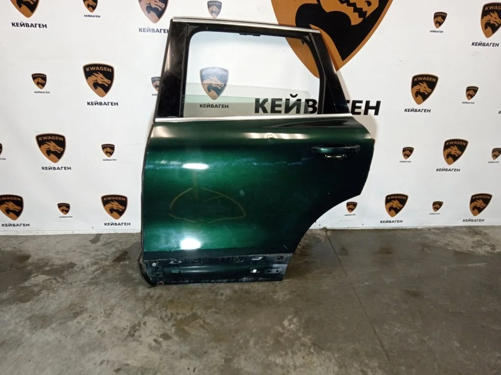 Дверь Volkswagen Touareg 2011 7P