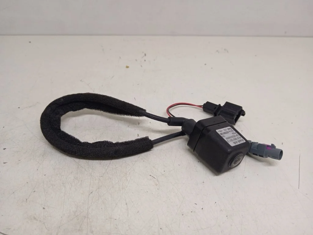 Камера заднего вида Audi Q7 2010 4L