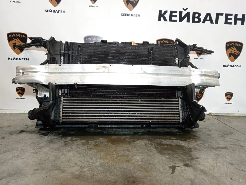 Телевизор с радиаторами Audi A4 2009 B8