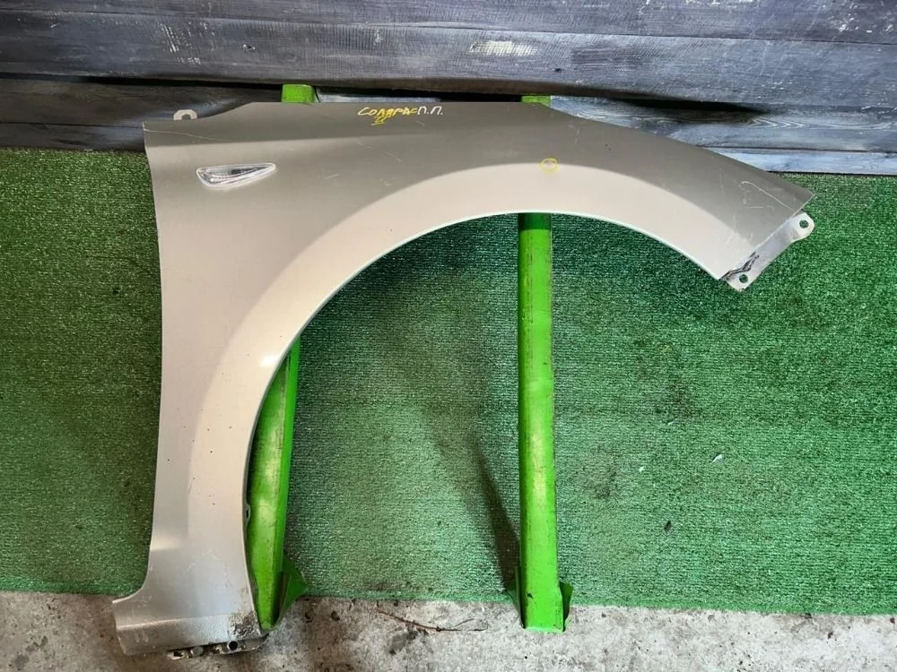 Крыло переднее правое Hyundai Solaris 2