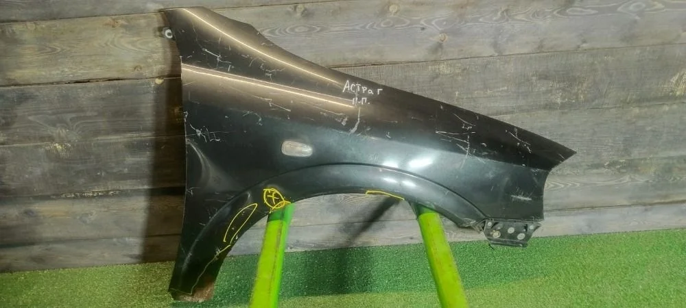Крыло переднее правое Opel Astra G