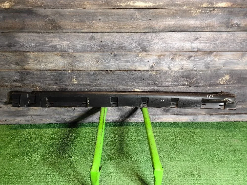 Накладка порога наружная правая Renault Sandero