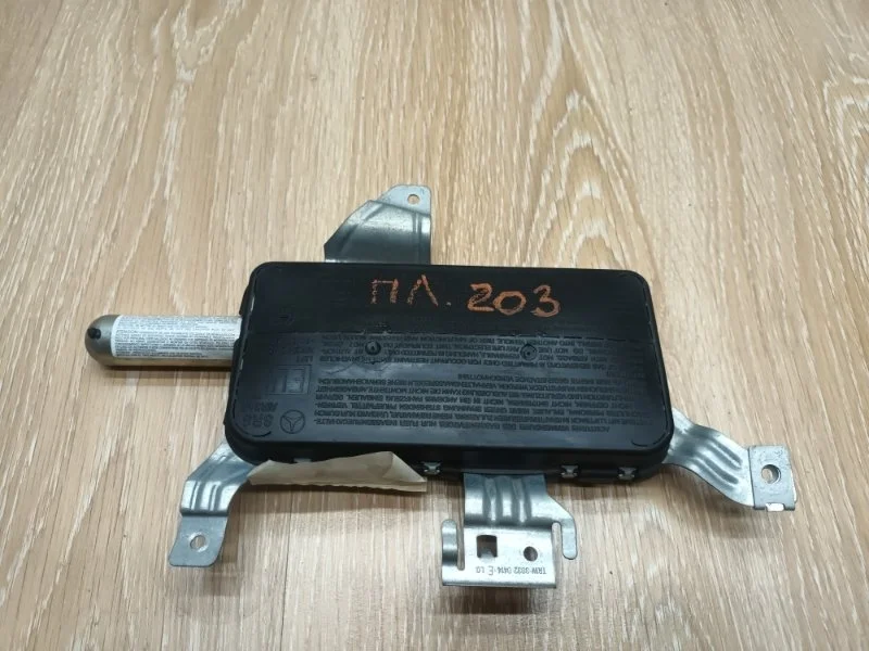 Подушка безопасности в дверь Mercedes 2006 W203