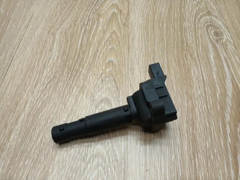 Катушка зажигания Mercedes 2006 W203