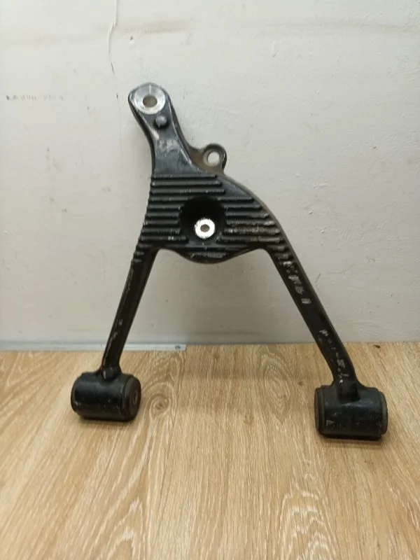 Рычаг подвески нижний Mercedes ML W163