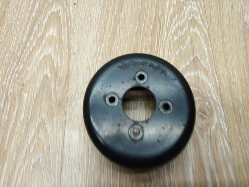 Шкив помпы Mercedes ML W163