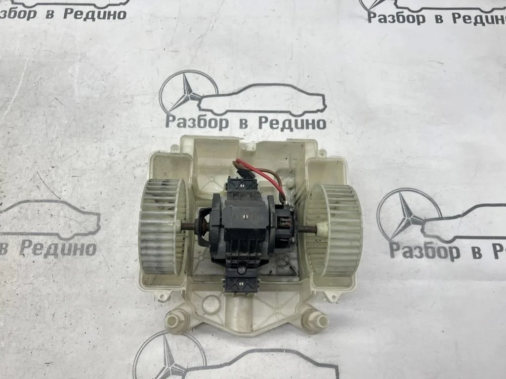 Моторчик печки Mercedes-Benz
