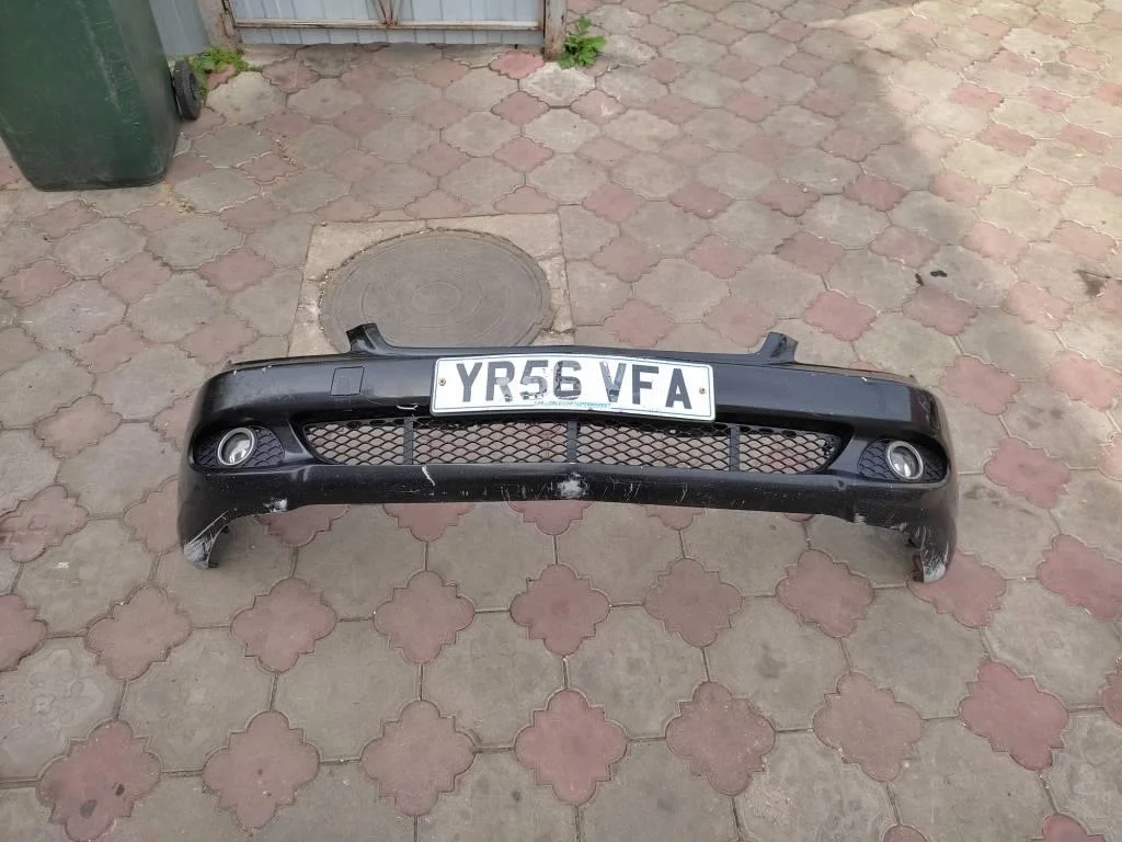 Бампер передний Mercedes-Benz