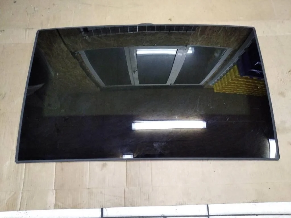 Стекло панорамы Mercedes-Benz