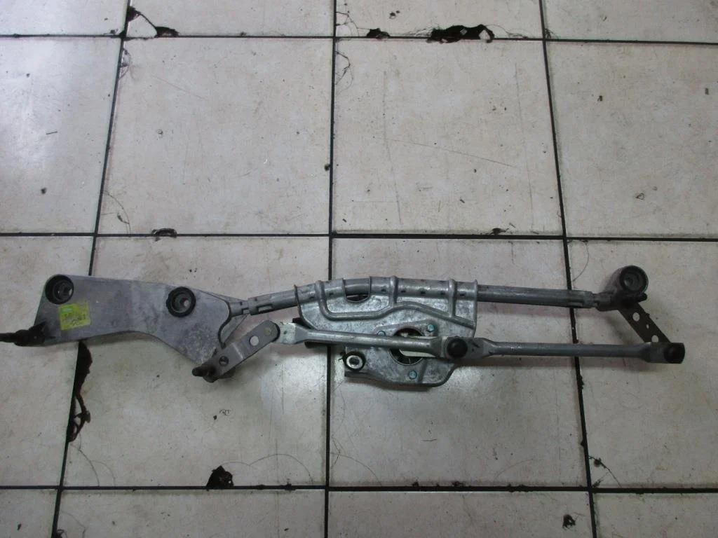 Трапеция дворников Mercedes-Benz