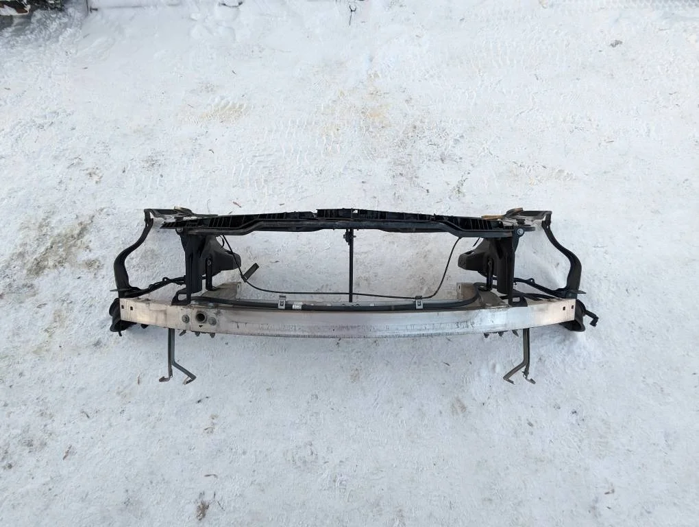 Телевизор в сборе Mercedes-Benz