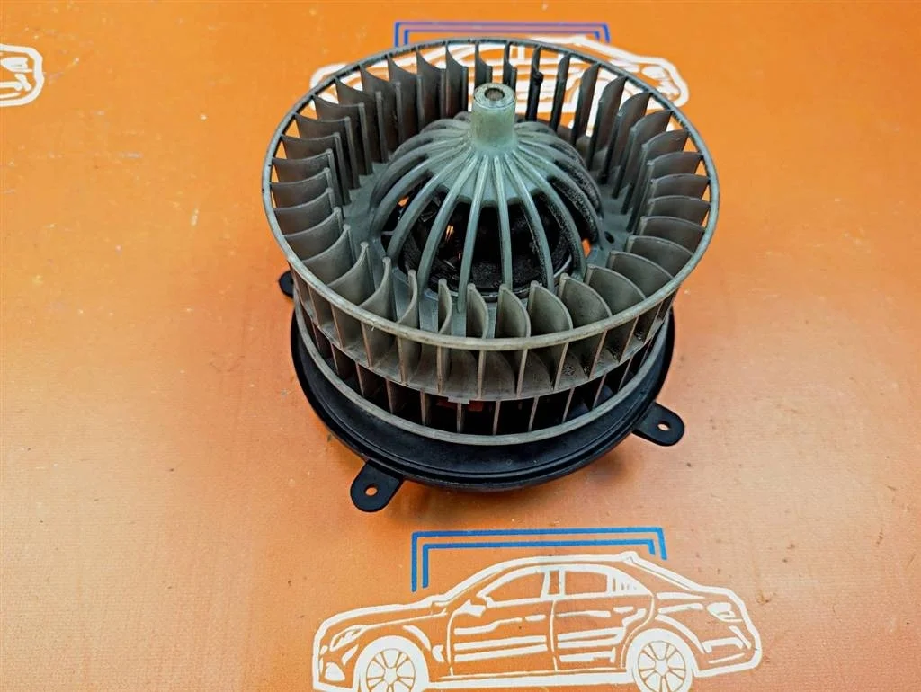 Моторчик отопителя Mercedes-Benz