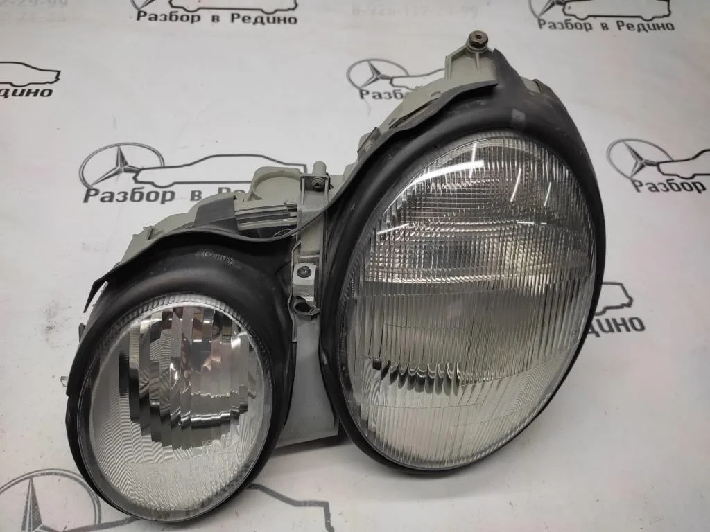 Фара левая Mercedes-Benz