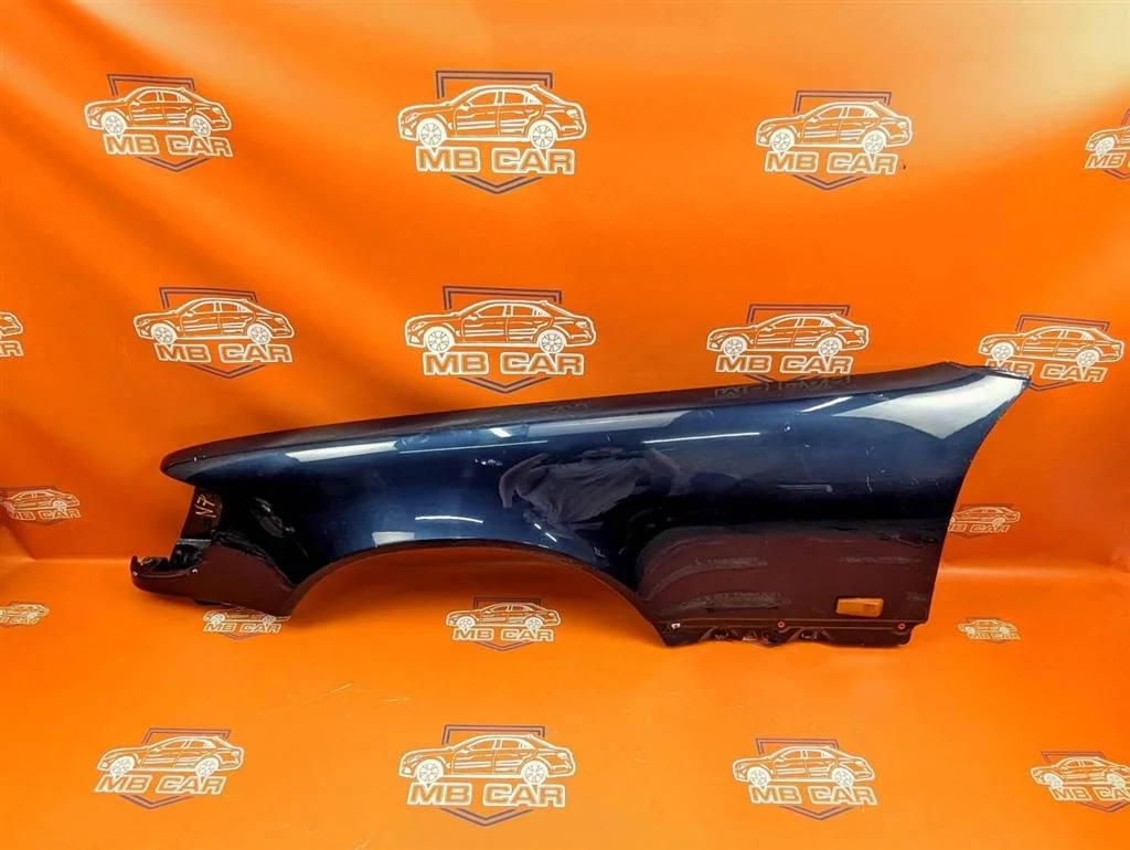 Крыло переднее левое Mercedes-Benz