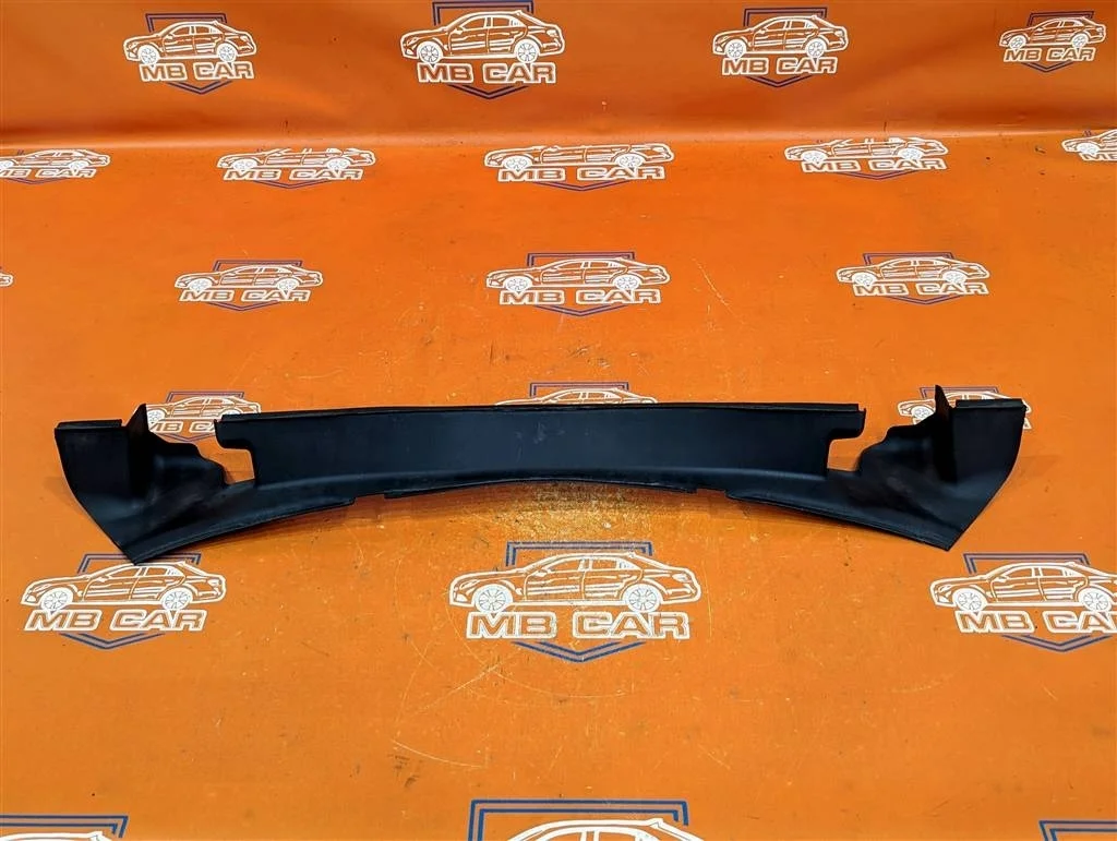 Водосток Mercedes-Benz