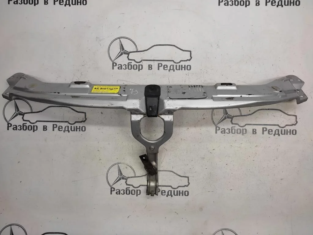 Панель телевизора верхняя Mercedes-Benz