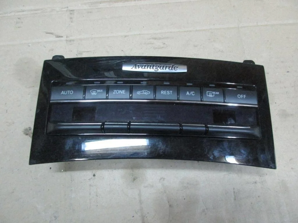 Панель управления климатом Mercedes-Benz