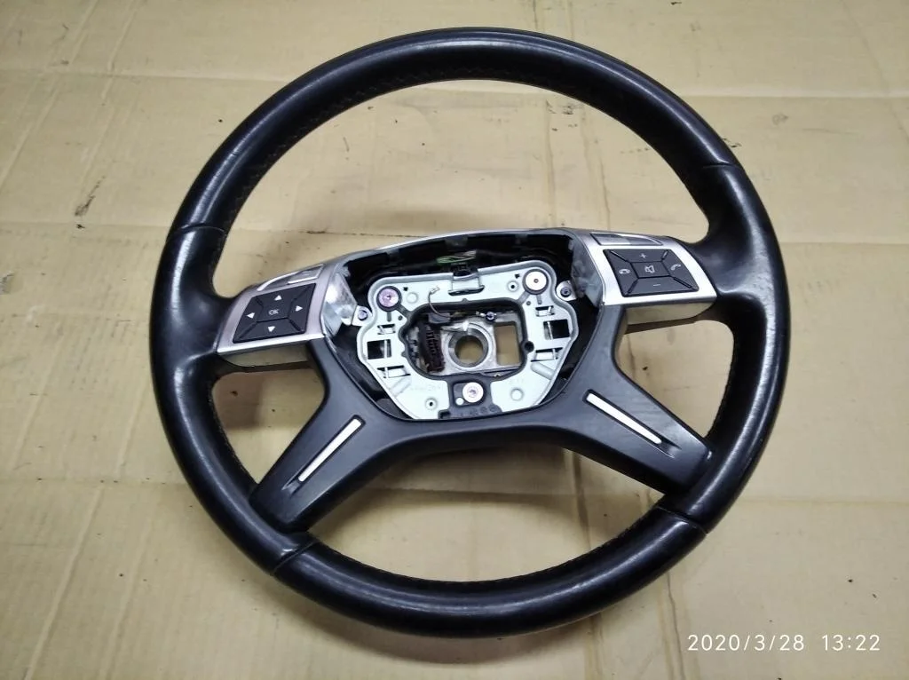 Руль Mercedes-Benz