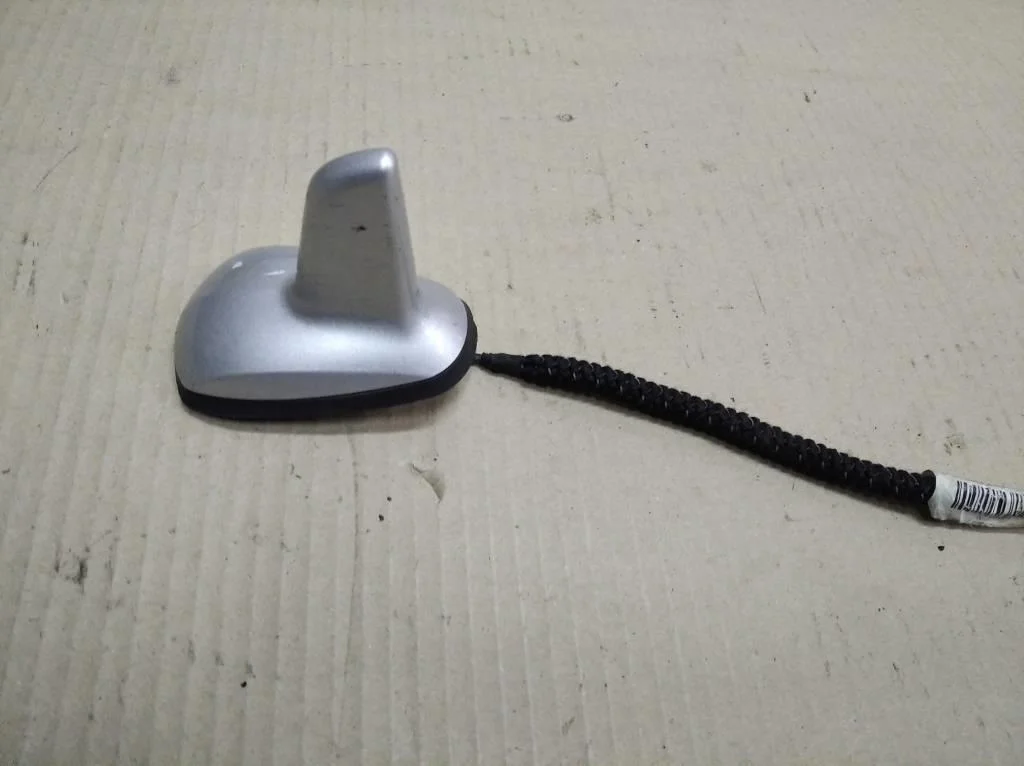 Антенна Mercedes-Benz