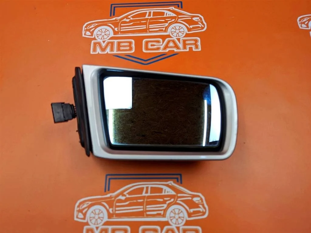 Зеркало правое Mercedes-Benz