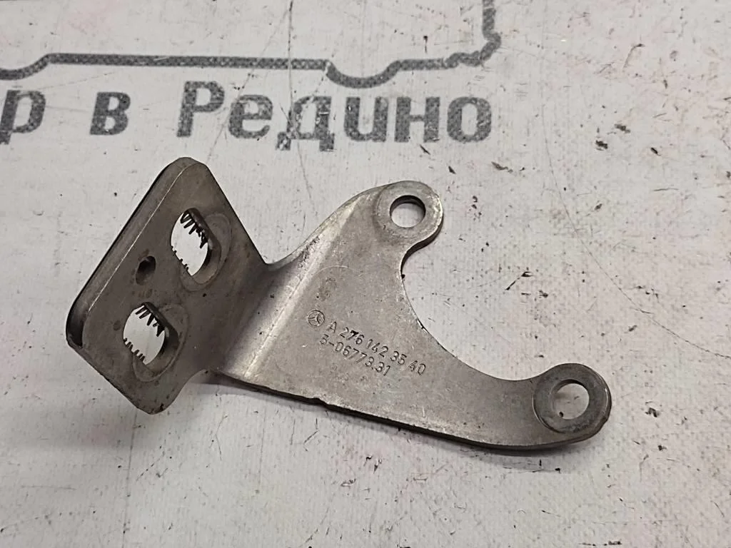 Кронштейн катализатора Mercedes-Benz