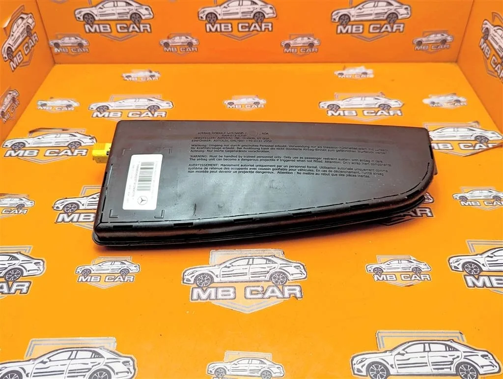 Подушка безопасности в сиденье Mercedes-Benz