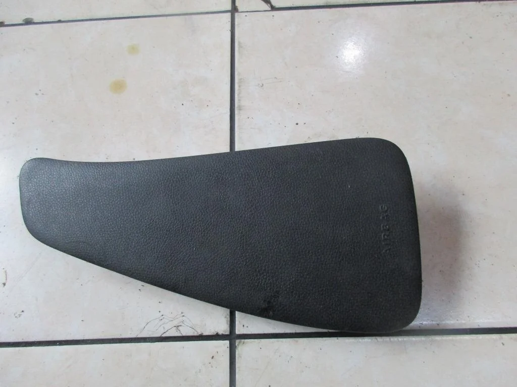 Подушка безопасности в сиденье Mercedes-Benz