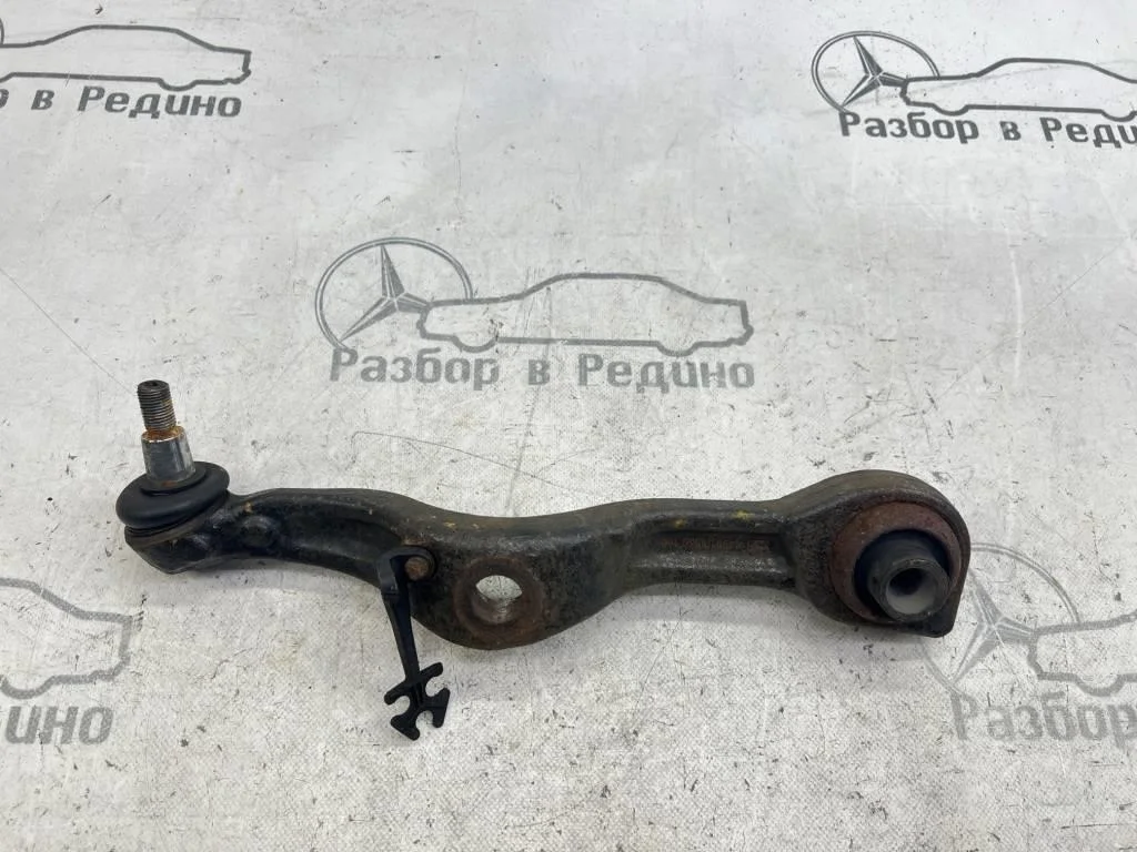 Рычаг передний нижний левый Mercedes-Benz