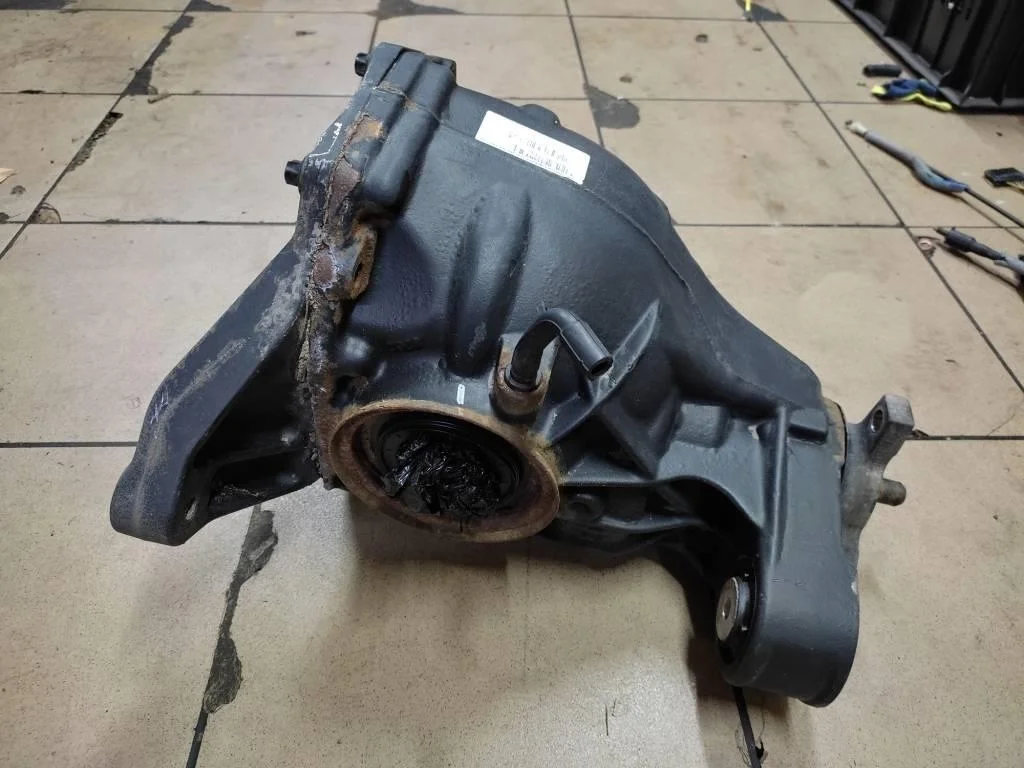 Редуктор задний Mercedes-Benz