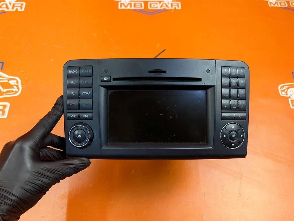 Команд Mercedes-Benz