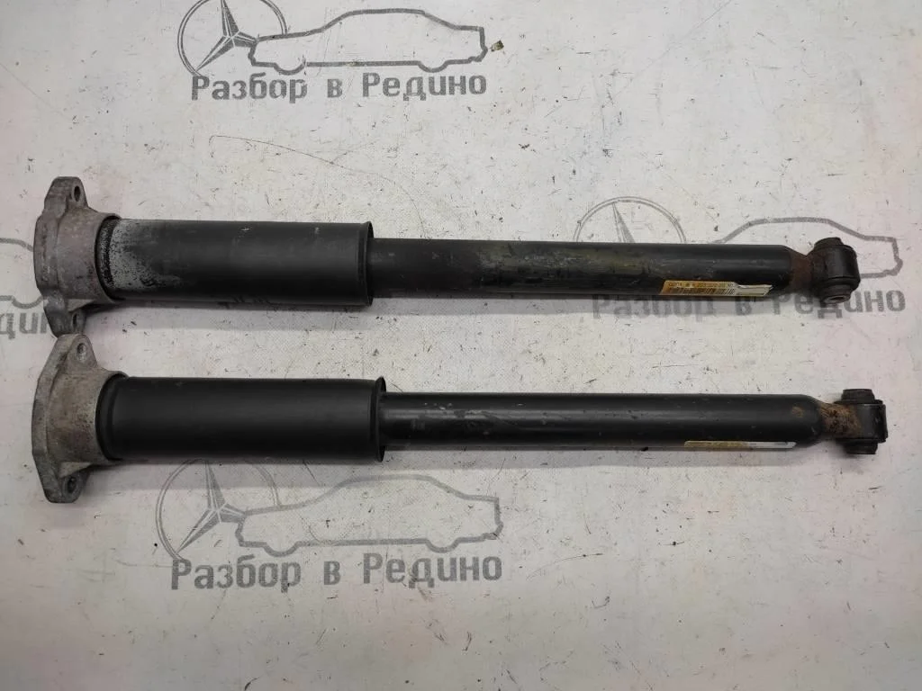 Амортизатор задний Mercedes-Benz