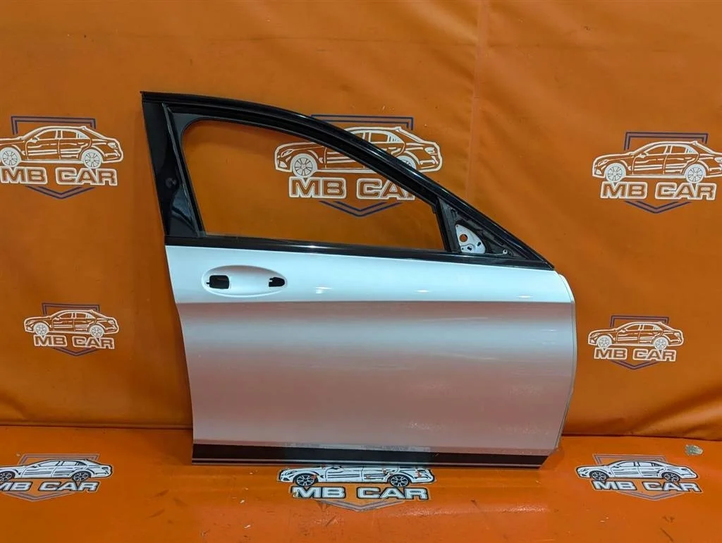 Дверь передняя правая Mercedes-Benz