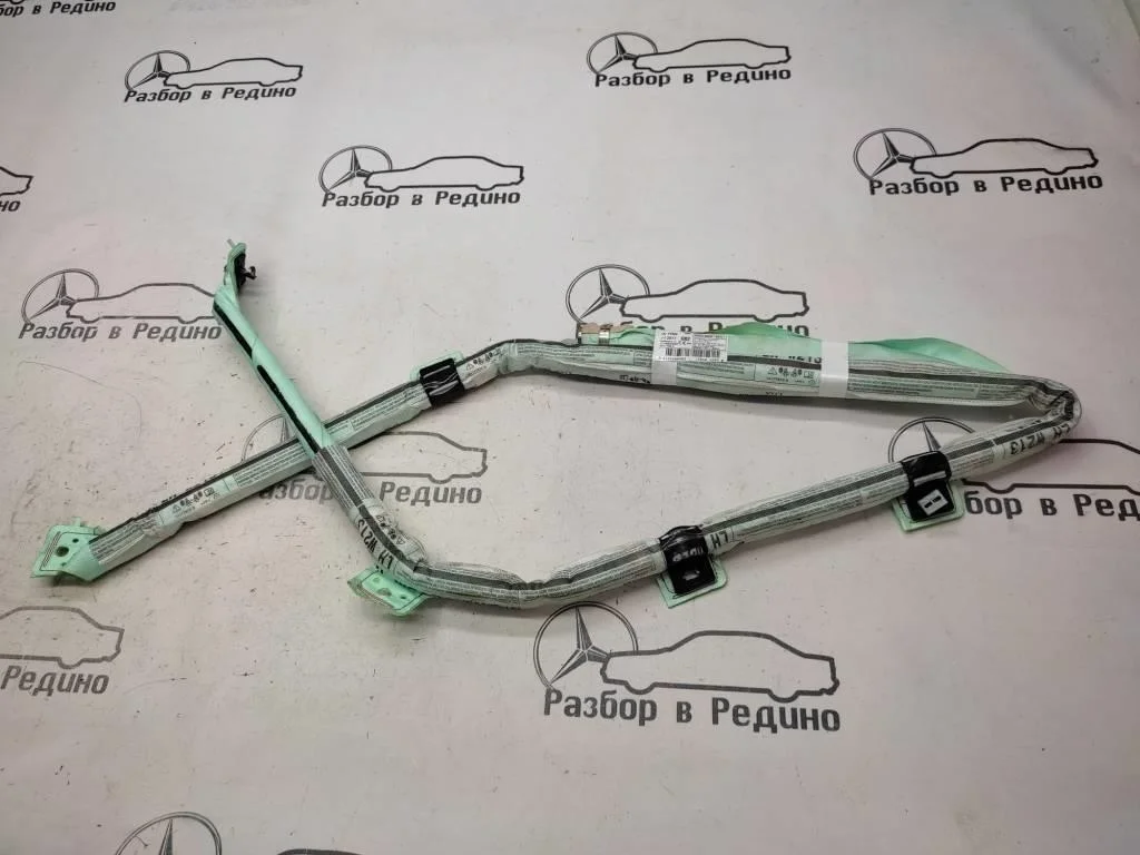 Шторка безопасности левая Mercedes-Benz