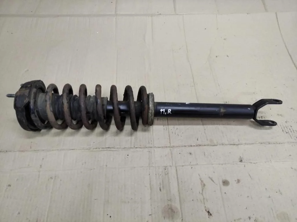 Стойка передняя Mercedes-Benz