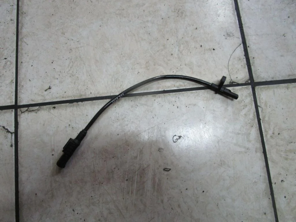 Датчик ABS Mercedes-Benz