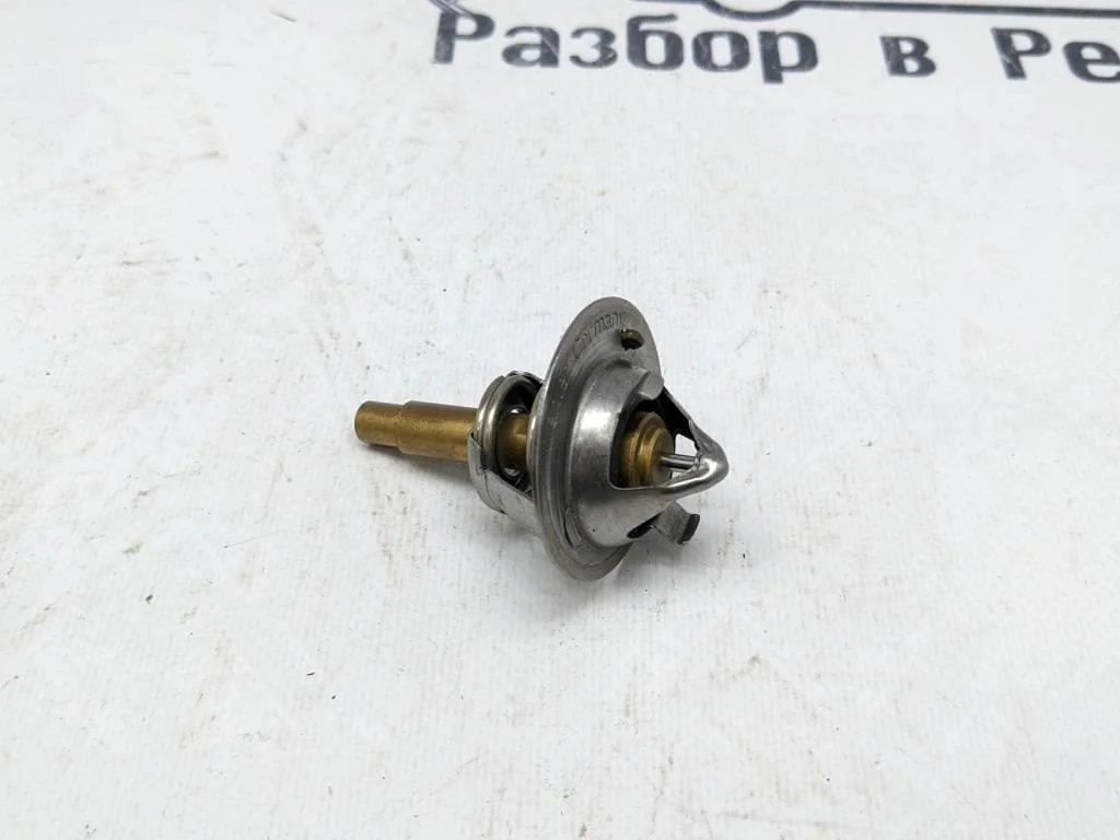 Термостат Mercedes-Benz