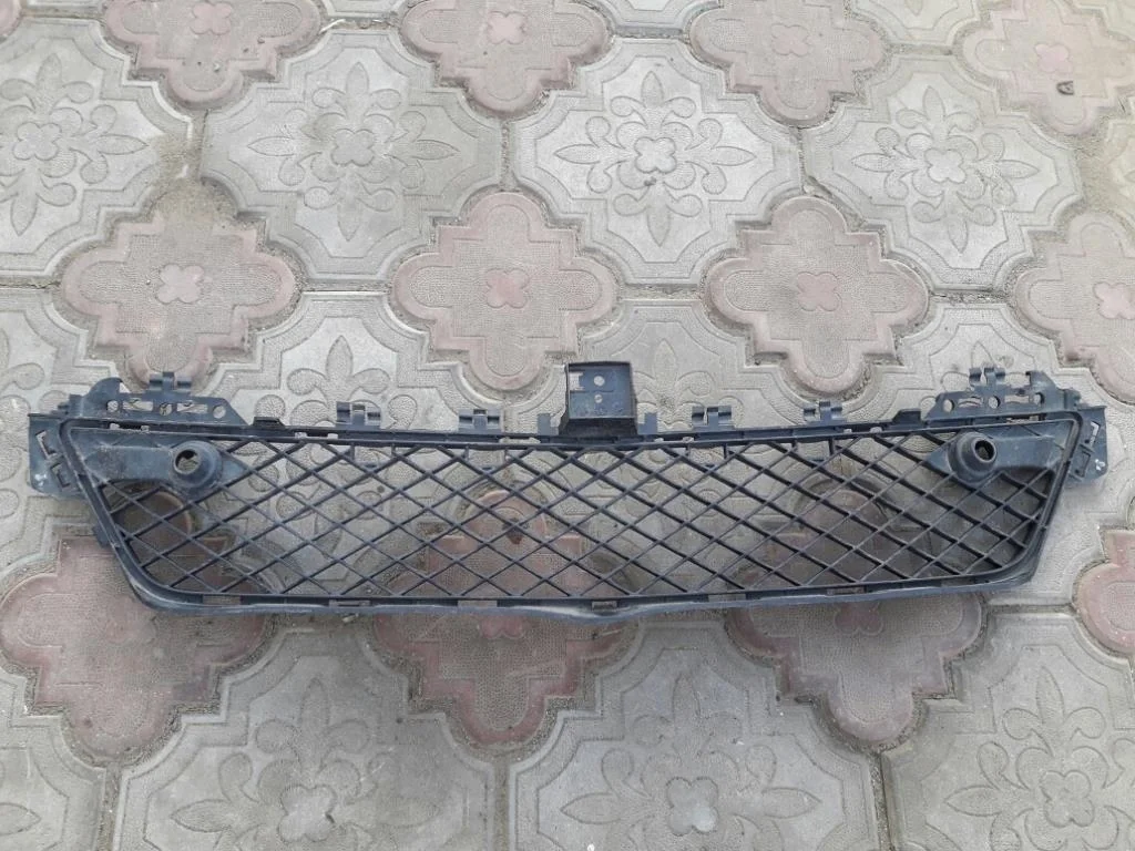 Решетка в бампер Mercedes-Benz